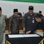 Bupati Inhil Hadiri Paripurna DPRD, “Ranperda Perubahan Pajak dan Retribusi Daerah Disetujui”